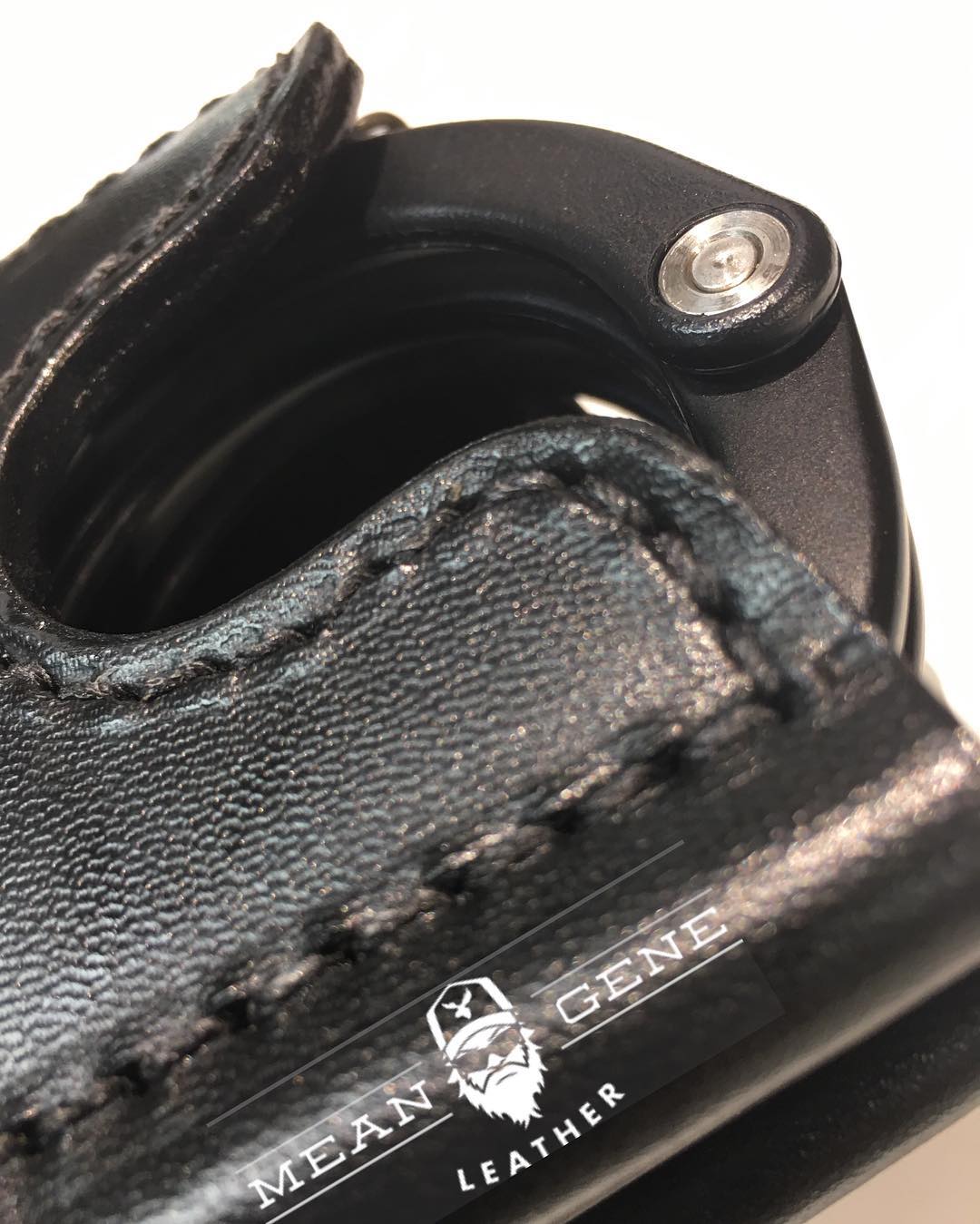 MGL “Handcuff Burro” Pouch